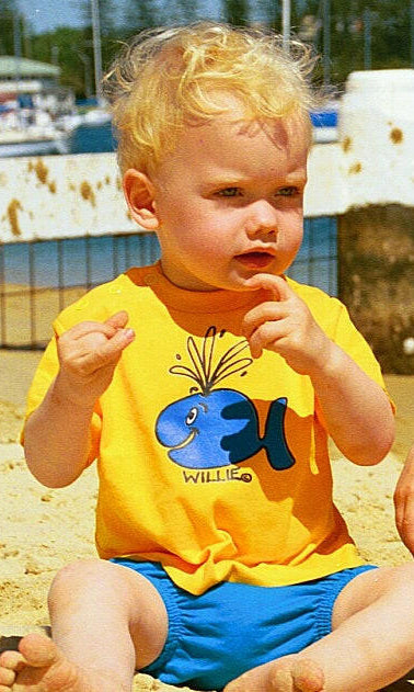 Ozi Varmints Cotton Solid T-Shirt.