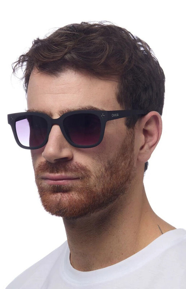 Okkia Giovanni Sunglasses - Black and Grey