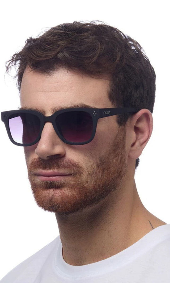 Okkia Giovanni Sunglasses - Black and Grey