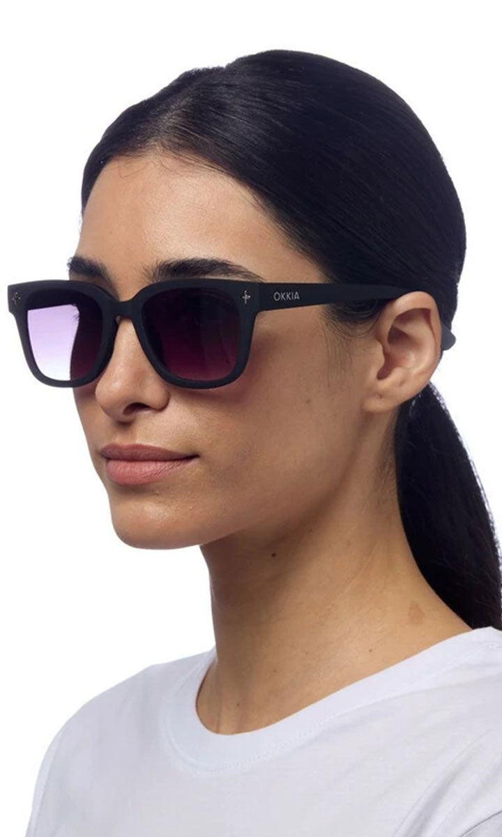 Okkia Giovanni Sunglasses - Black and Grey