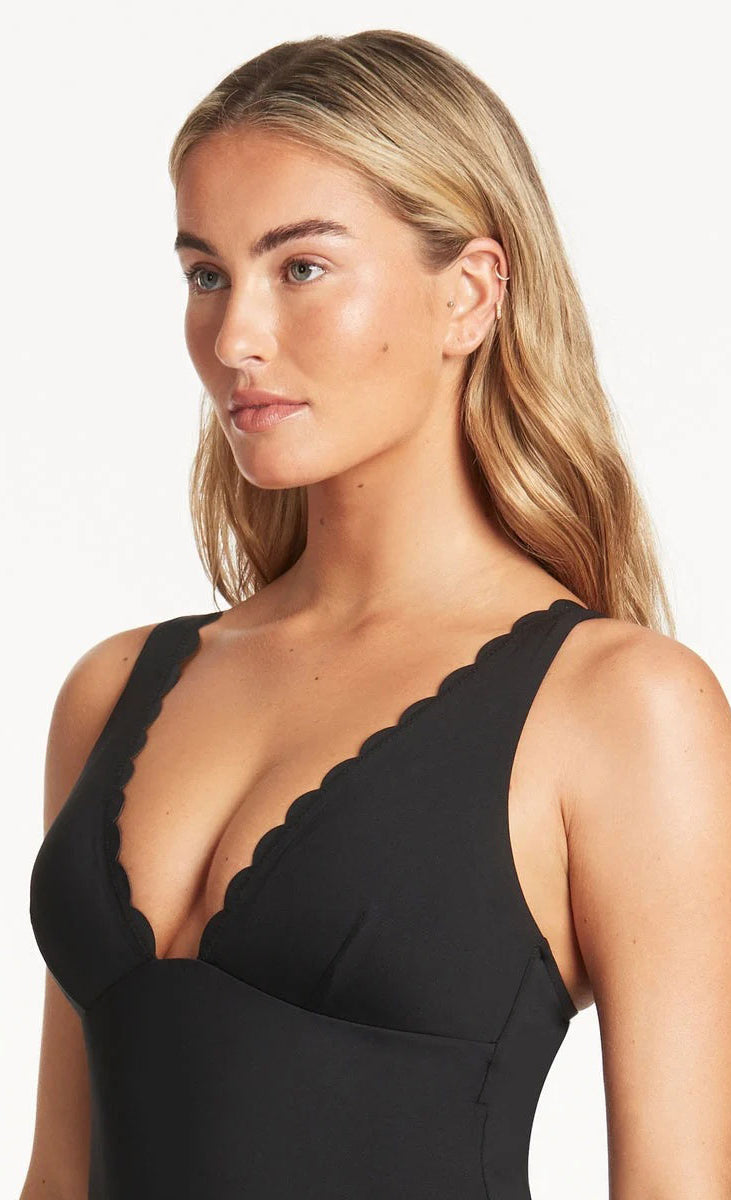 Sea Level SL1483SC Scalloped Longline Tri One Piece - Black_4