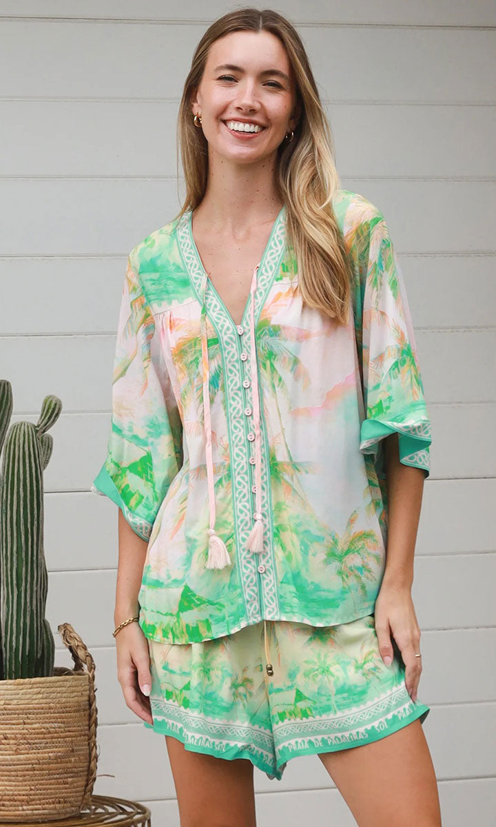 YF0045SPCROSS-2 Amaryllis Top - 3