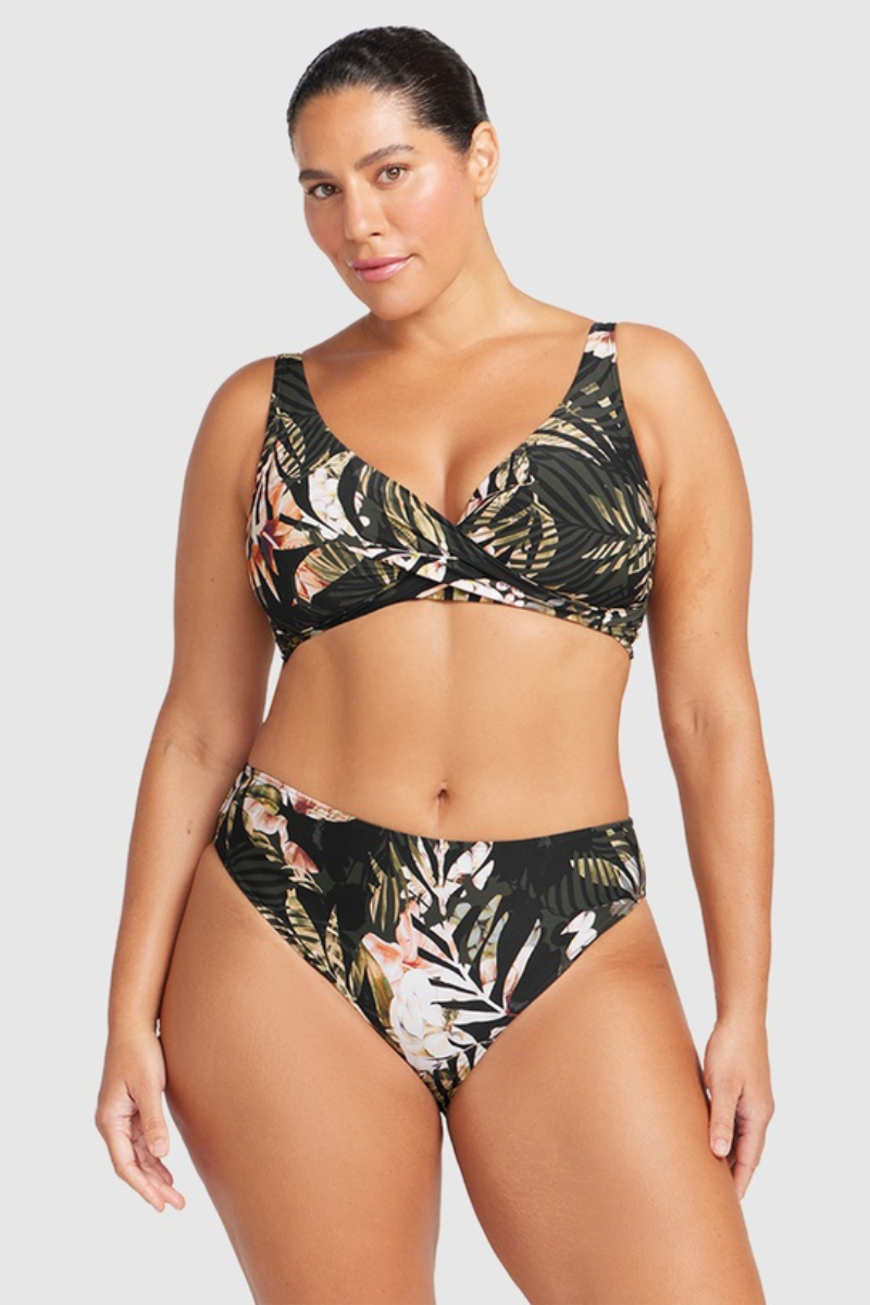 Artesands Neo Du Palmis Monet Curve Fit Mid Rise Swim Pant - Black.