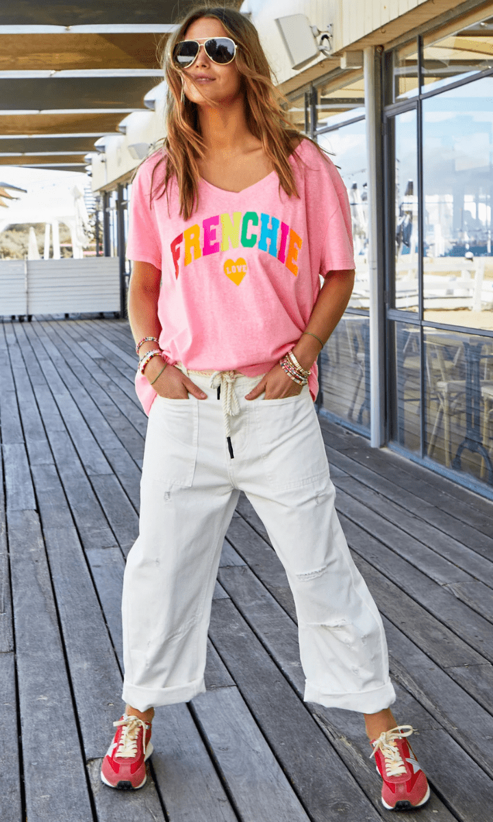 Hammill & Co V-Neck Frenchie Tee - Pink.