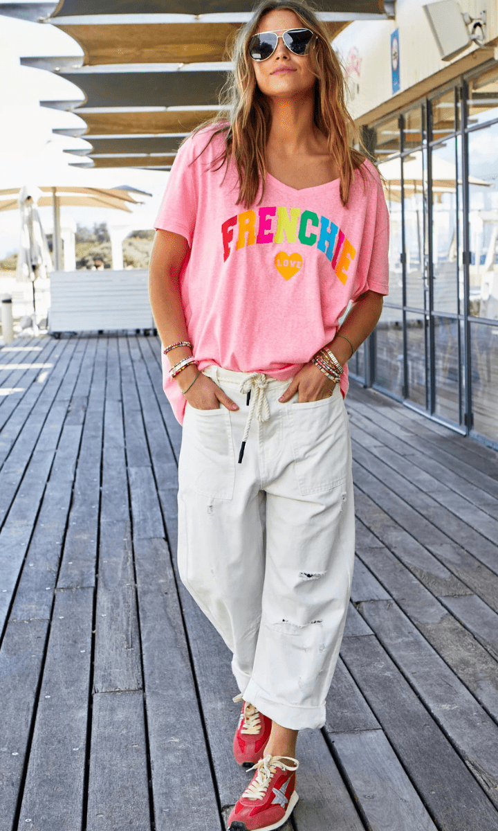 Hammill & Co V-Neck Frenchie Tee - Pink.