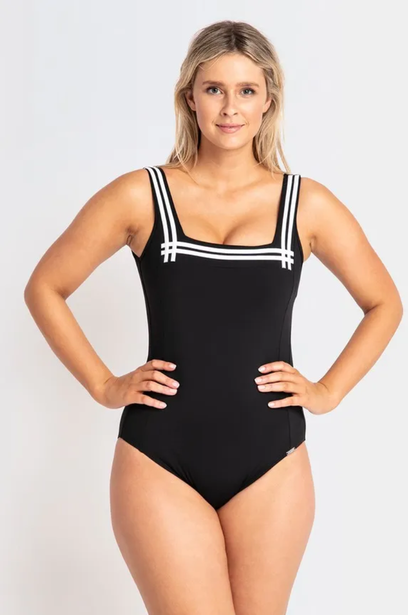 Jantzen Heritage Classics Square Neck 1pc Black.