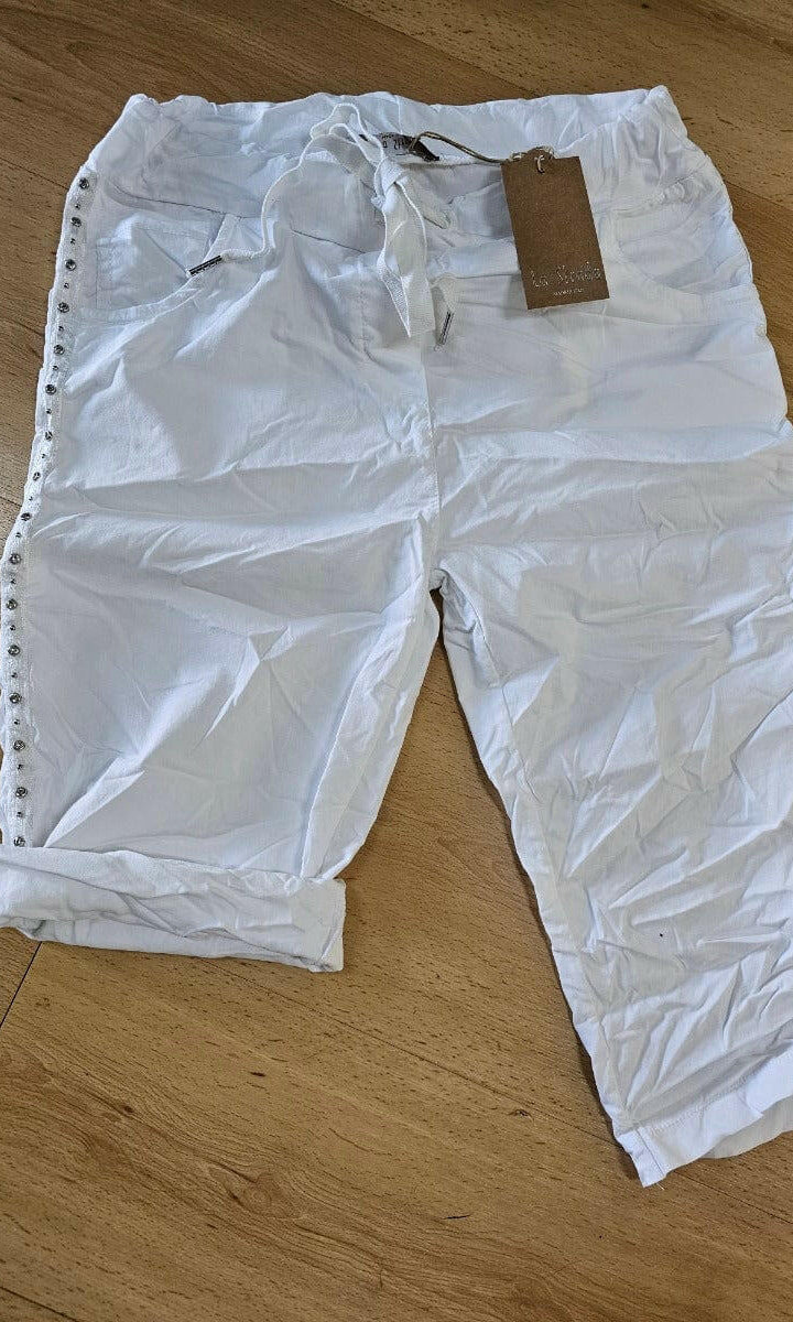 La Strada Stretch Short Capri Pant with Stud Detail.