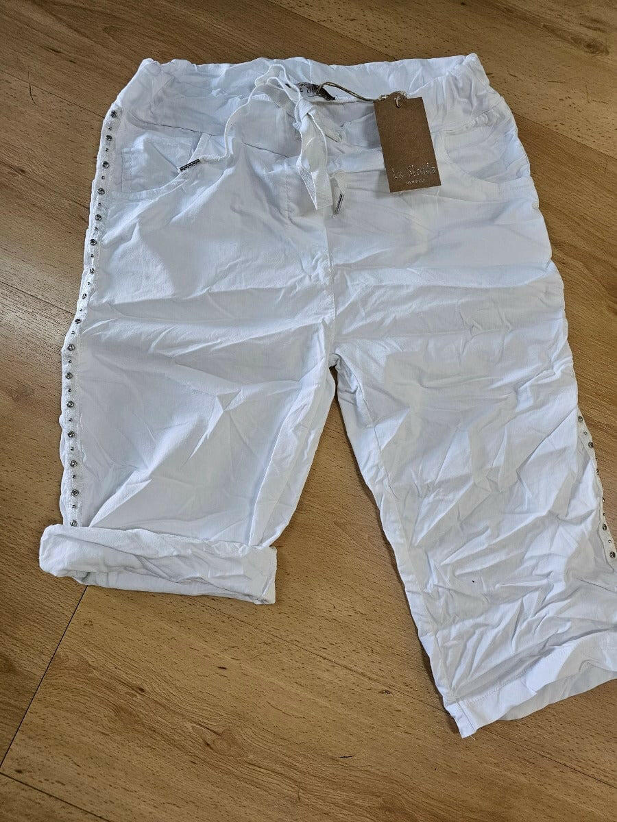 La Strada Stretch Short Capri Pant with Stud Detail.