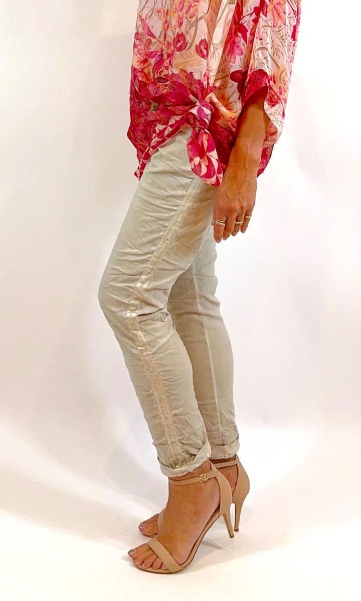 La Strada Tape Stretch Jogger Pant.