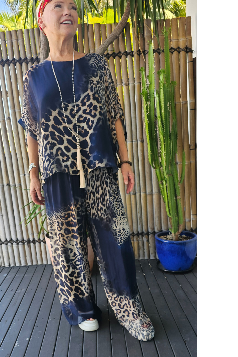 La Strada Silk Viscose Animal Navy Pant.