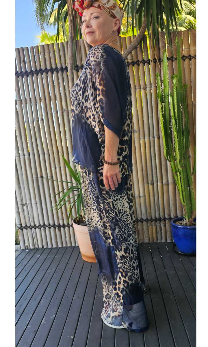 La Strada Silk Viscose Animal Navy Pant.