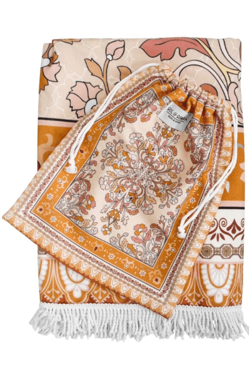 La Vida Xtra Large Sand Free Beach Towel.