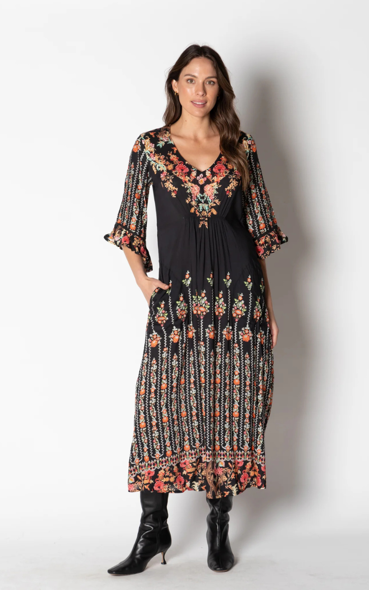 Lula Soul Melilla Midi Dress - Black.