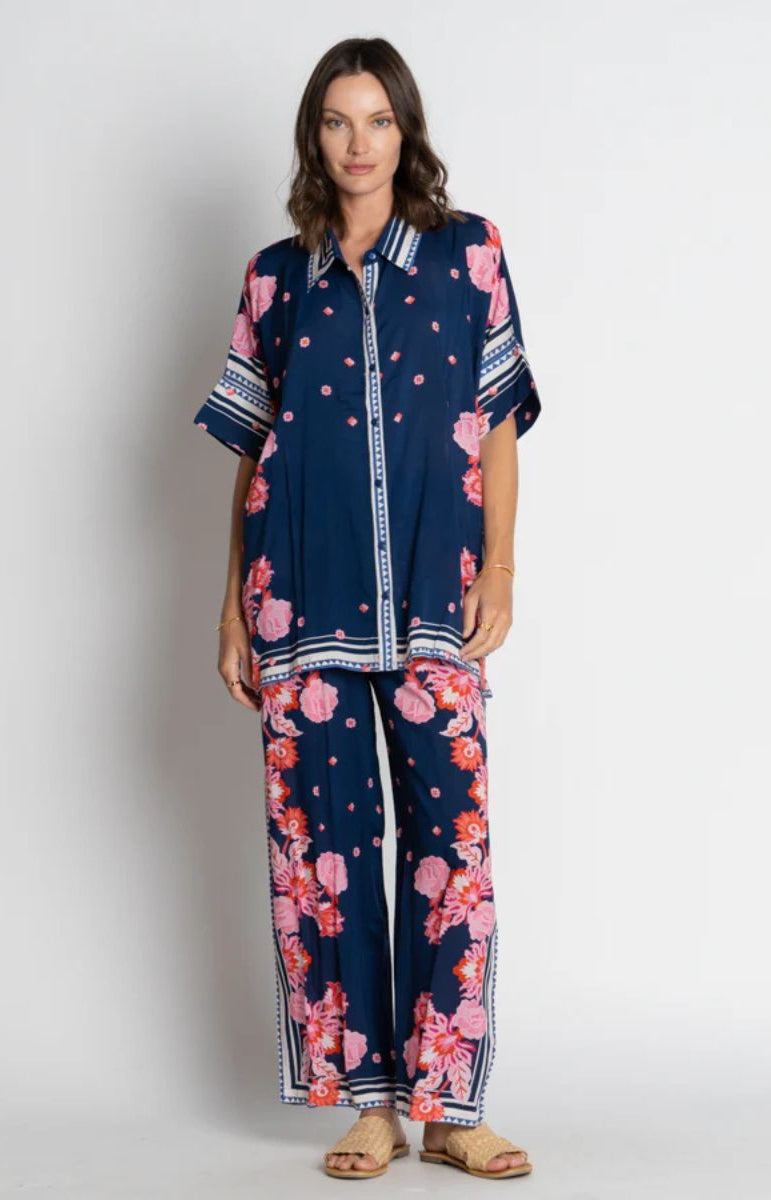 lula-soul-ladera-pant-navy-ozresort