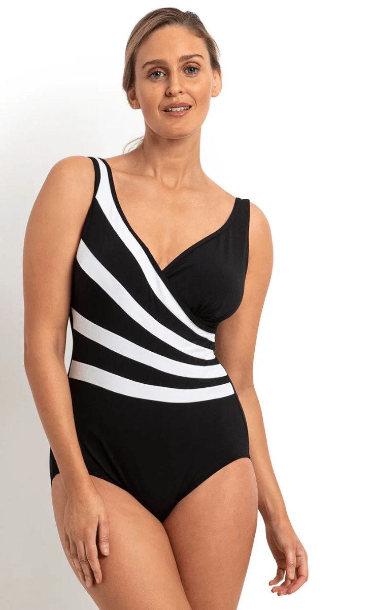Pool Proof Vogue Fan Splice Tank One Piece - Black.