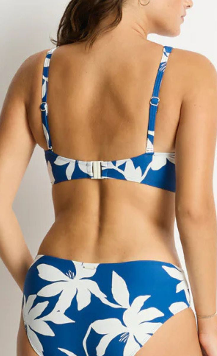 sea-level-leilana-SL3110LE-cross-front-multifit-bra-top-arctic-ozresort
