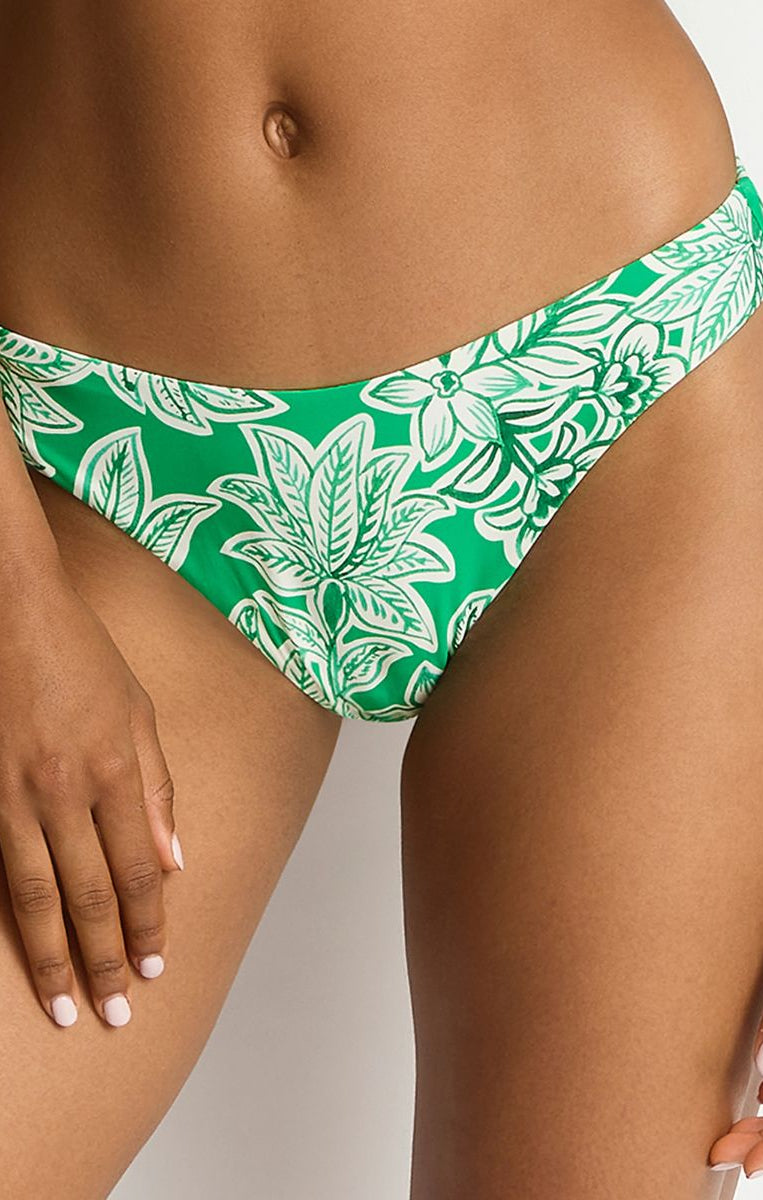 sea-level-palmera-sporty-mid-pant-green-ozresort
