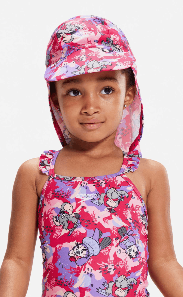 Speedo Girls Legionaire Swim Hat Sun Protection.