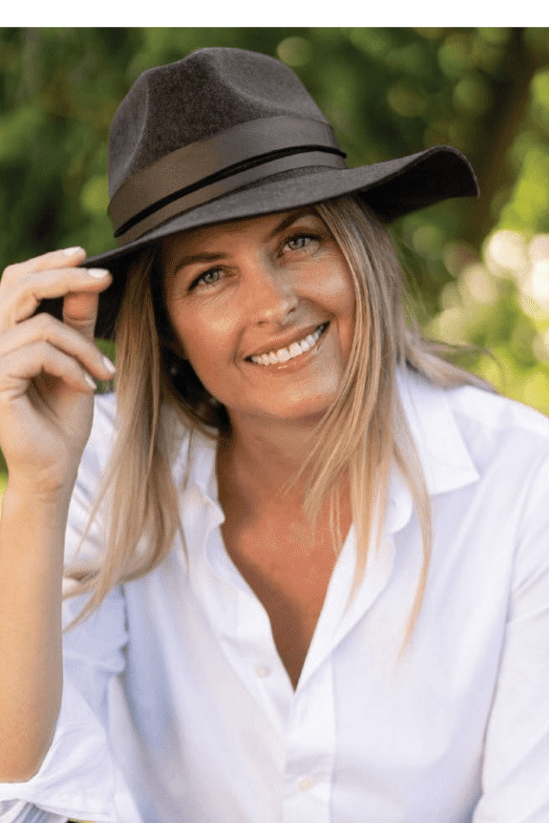 Sundaise Rudi Panama Ribbon Edge Wool Felt Hat - Brown Marle.