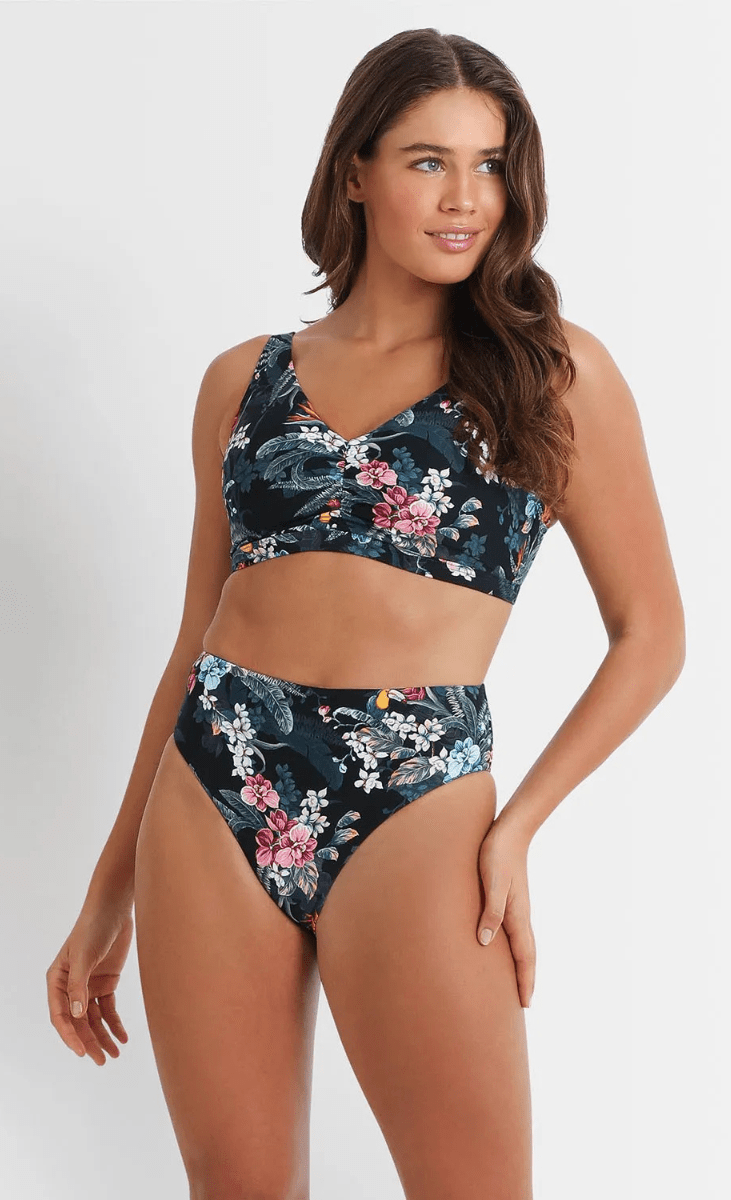 Sunseeker Cuba F/G Ruched Minimiser Bra - Black.