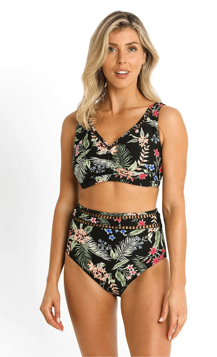 Sunseeker Evie FG Ruched Minimiser Bra Black.