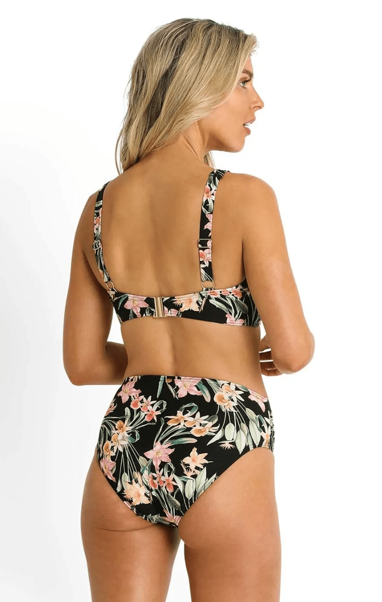 Sunseeker Camellia Ruched Mid Rise Pant Black.