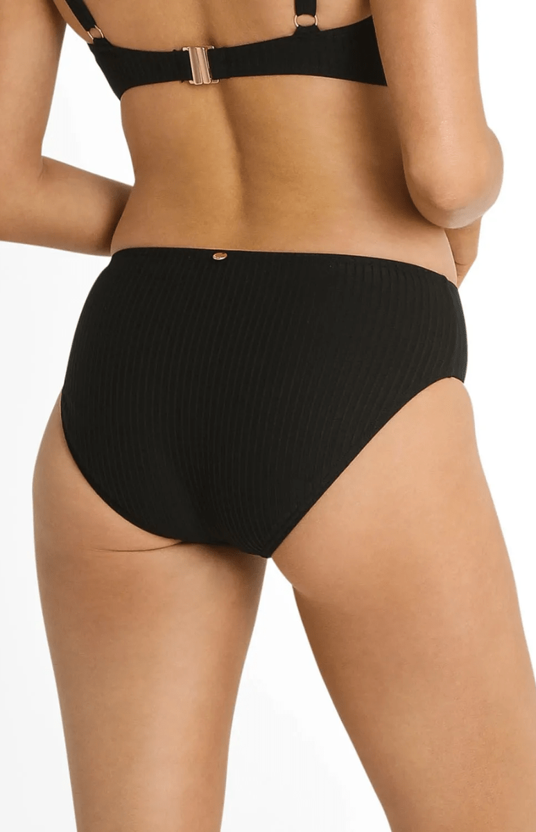 Sunseeker Reset Mid Rise Pant Black.