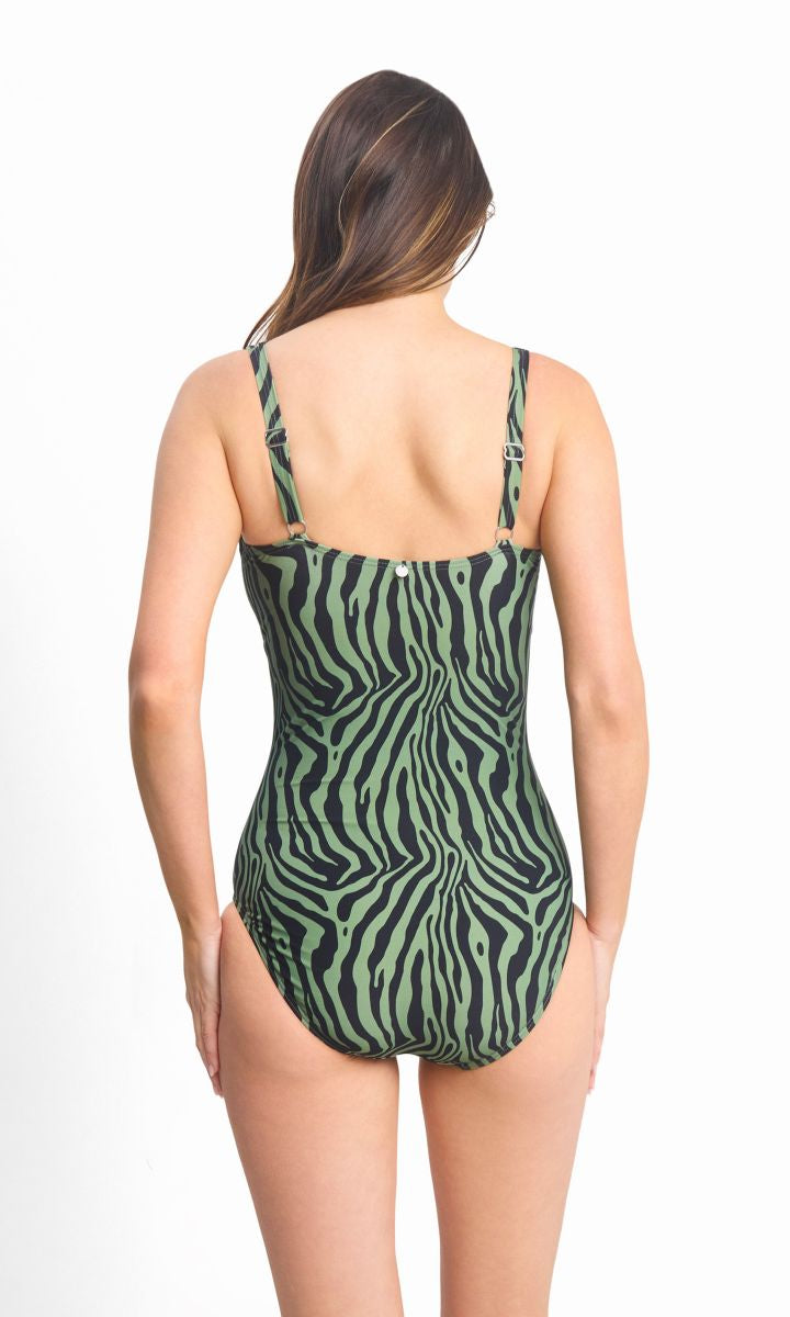sunseeker-zena-e-f-one-piece-black-ozresort