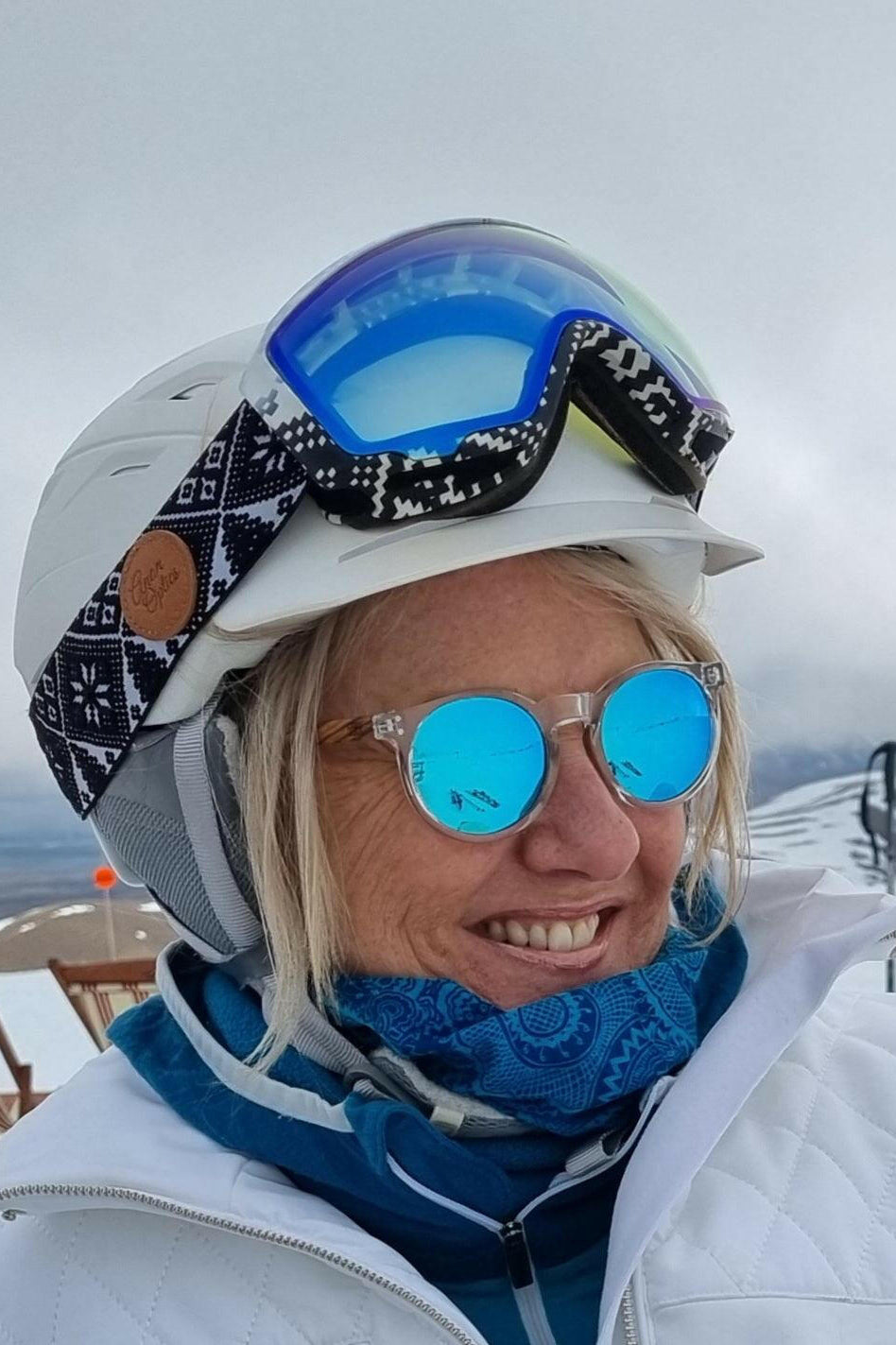 Chanj Sunglasses Dolphin 400+ Polarised Sustainable Handcrafted FSC Wood.