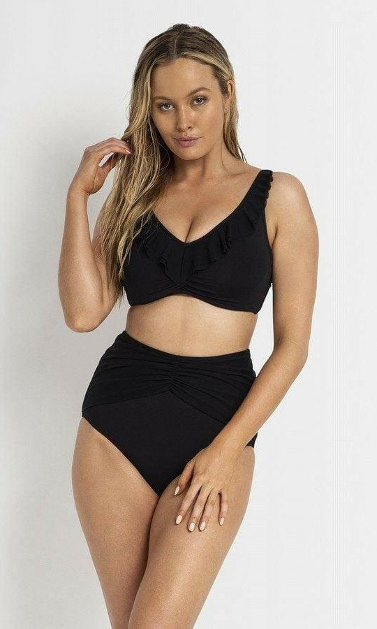 Jantzen Cosmopolitan DDE Frill Cross Convertible Bra.