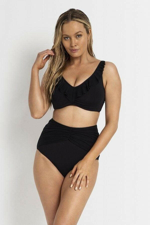 Jantzen Cosmopolitan DDE Frill Cross Convertible Bra.