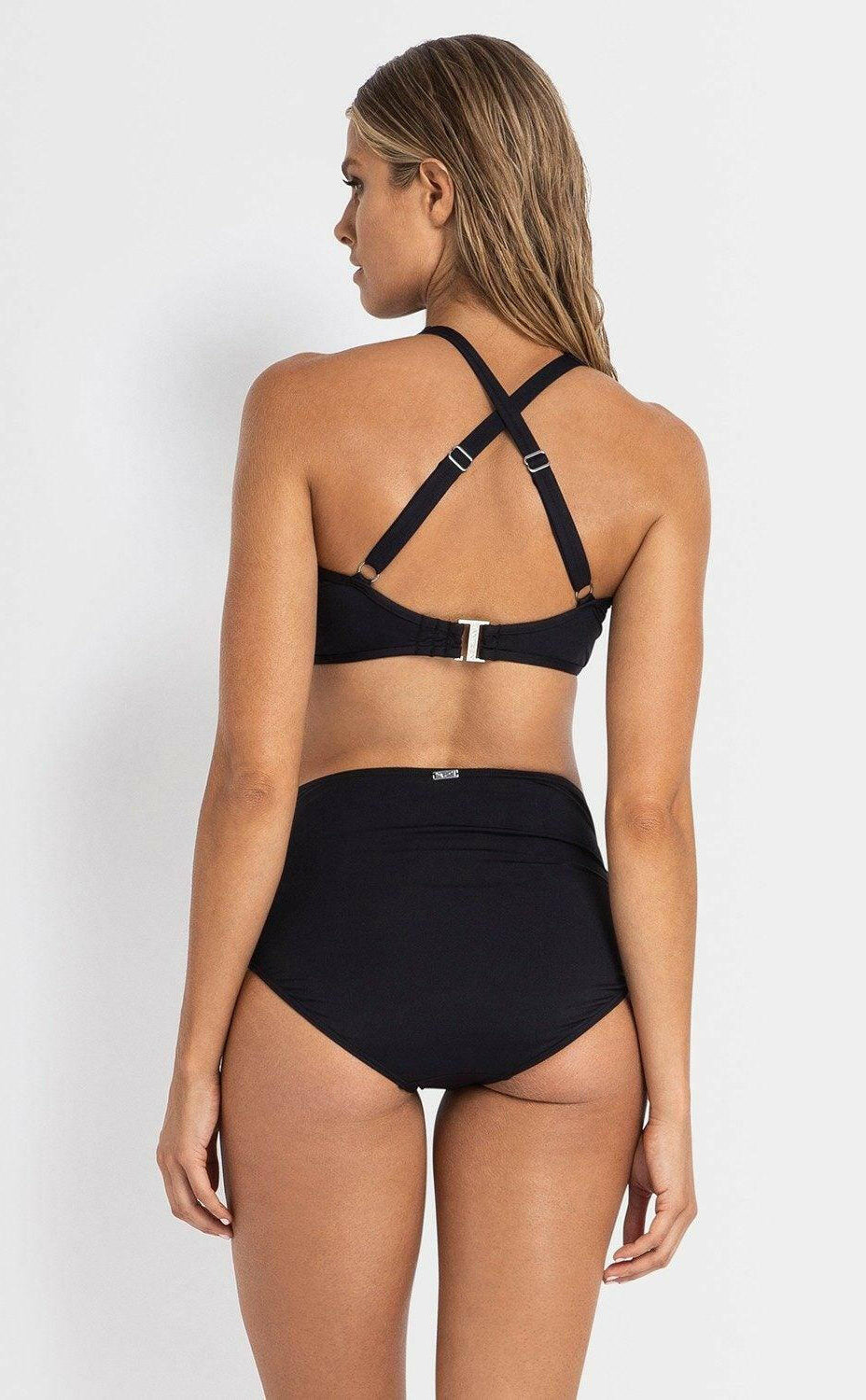 Jantzen JA81335 Cosmopolitan Soft Wrap High Waisted Pant.