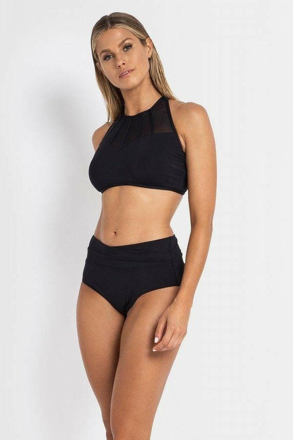 Jantzen JA81335 Cosmopolitan Soft Wrap High Waisted Pant.