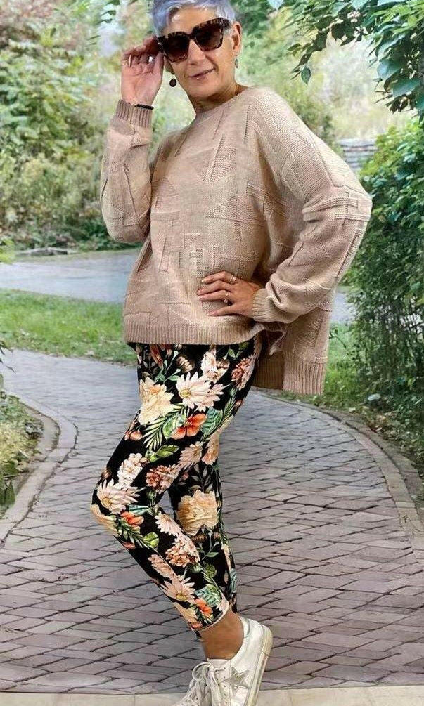 La Strada Stretch Crinkle Flower Jogger.