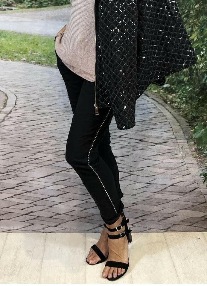 La Strada Stretch Jogger Studded Pants.