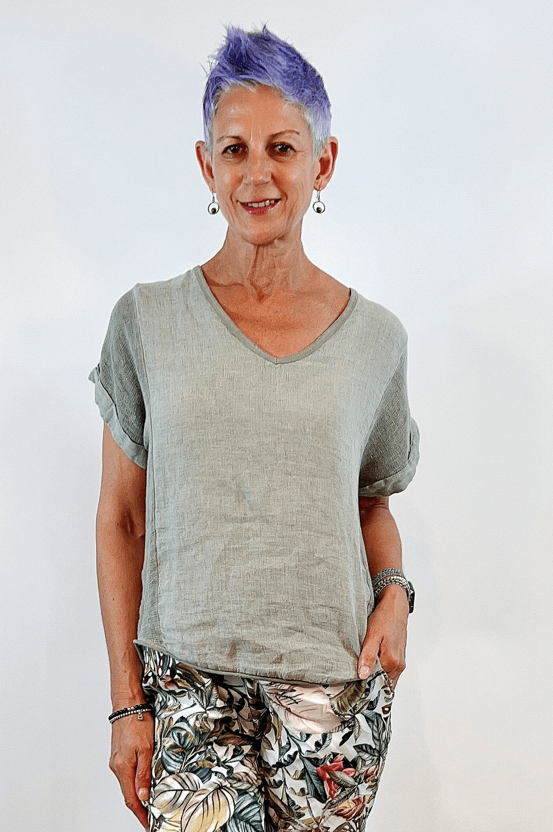 La Strada Italian Linen V Neck Shirt.