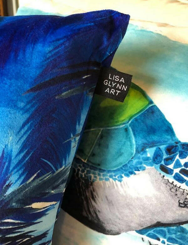 Cockatoo with Hibiscus Cushion Cover 45 x 45 cm.