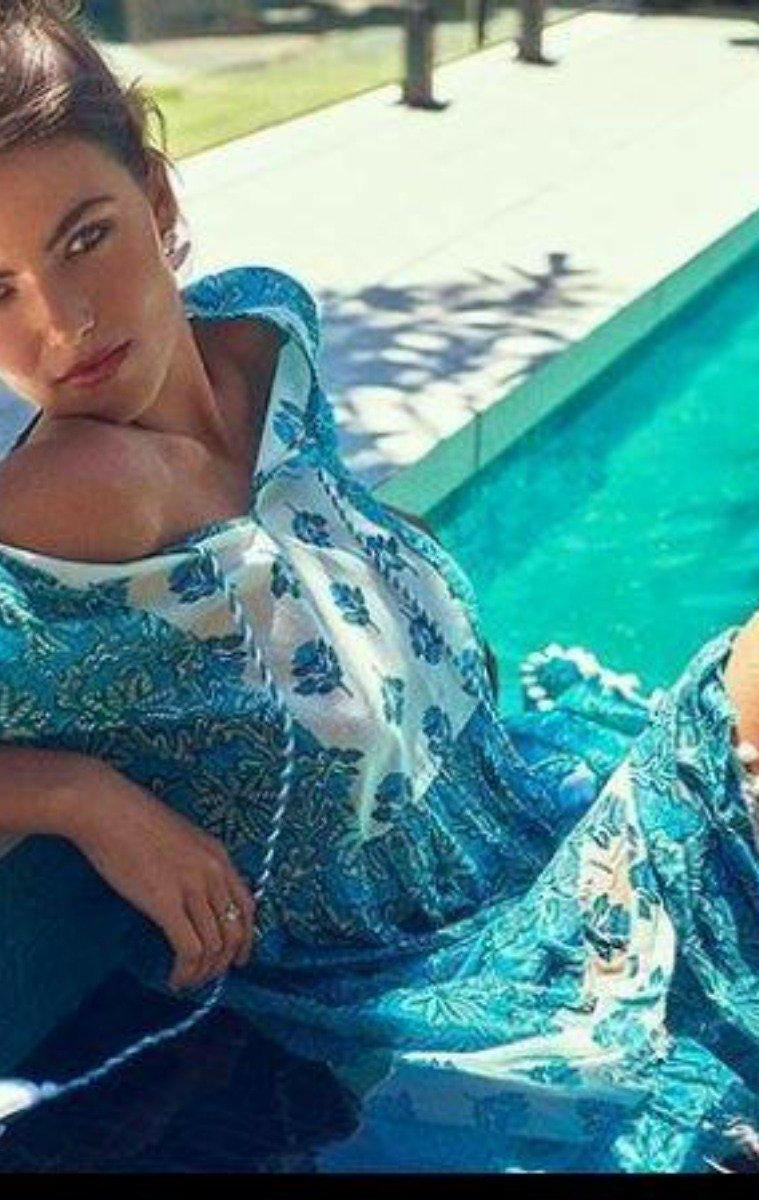 HS21-NAUG-2429 Naudic Ketchup Dress Niza Print.