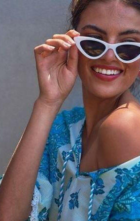 HS21-NAUG-2426 Naudic Belmont Top Niza Print.