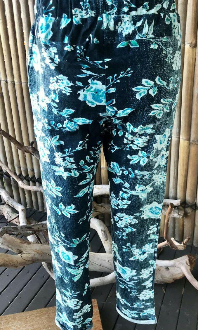 One Summer R30 Terry Elastic Waist Pants.