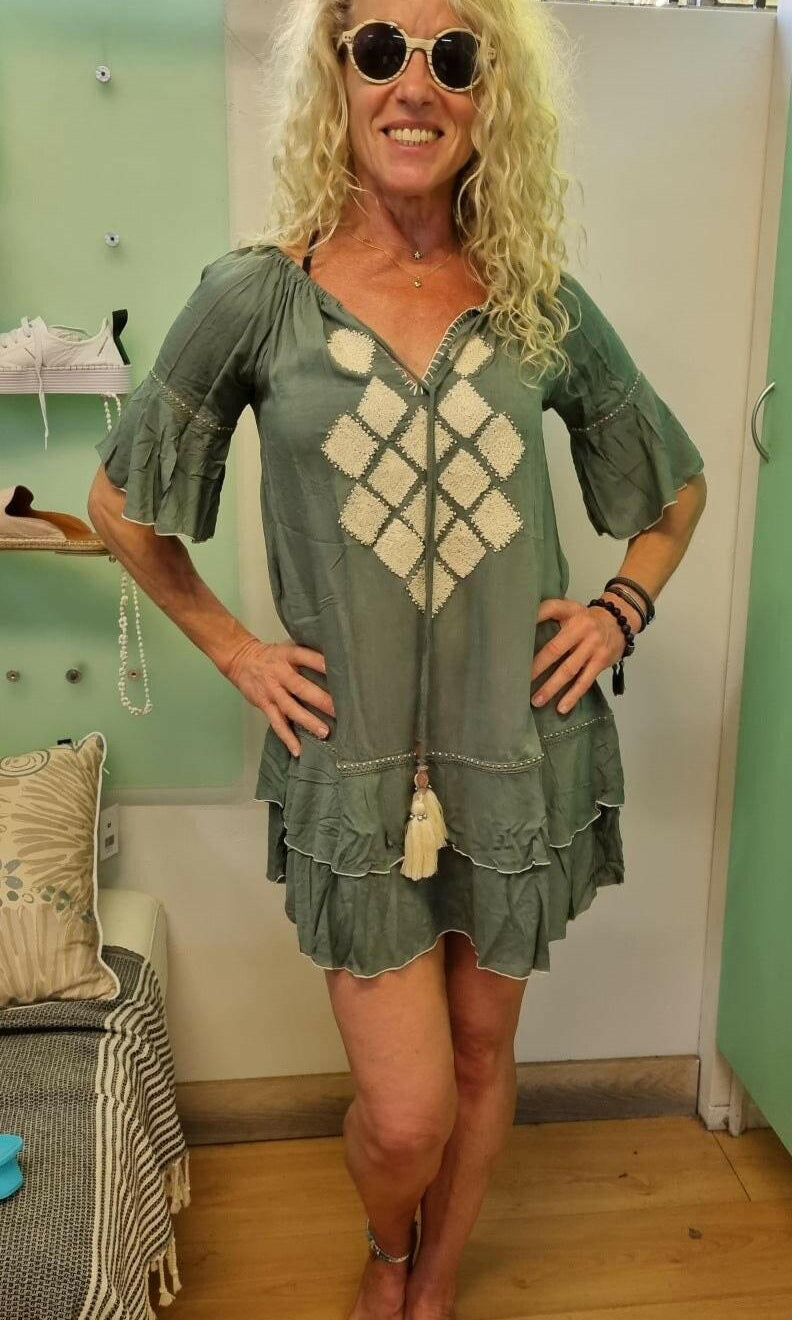 Turtle Bay Kaftan Rayon.