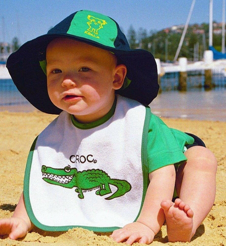 9057 Ozi Varmints Big Thirsty Baby Bibs.