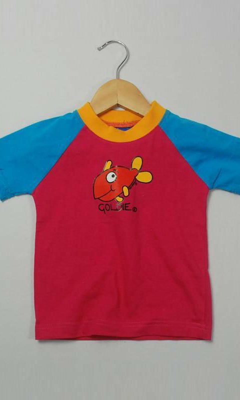 Ozi Varmints Contrast T-Shirt - Goldie the Gold Fish.