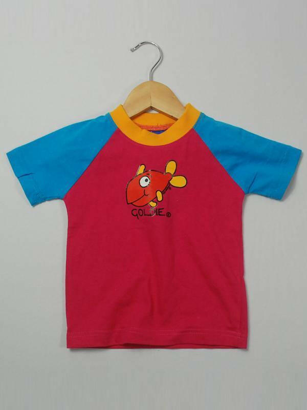 Ozi Varmints Contrast T-Shirt - Goldie the Gold Fish.