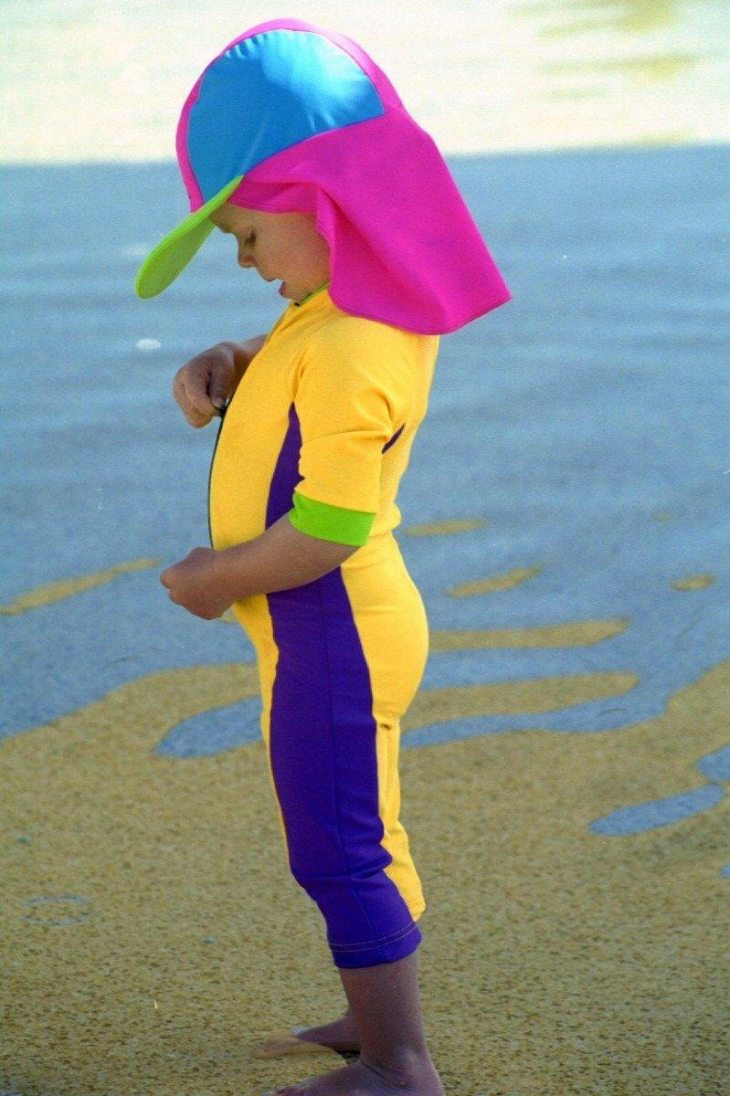 6005 Ozi Varmints Flap Capt- Sizes - SP50+ - Pink/Aqua/Sun.