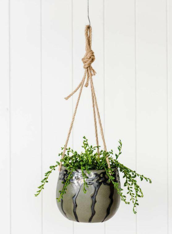HG33 Rayell Hanging Planter - Pinxton - Pot - 15x12cm.
