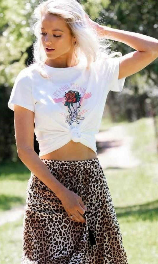 Iris Maxi 202178-2 It's Cool to Be Kind T-Shirt.