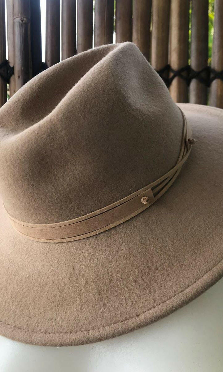 Sundaise SWH52 Rhianna Firm Edge Wool Felt Panama Hat - Light Taupe.