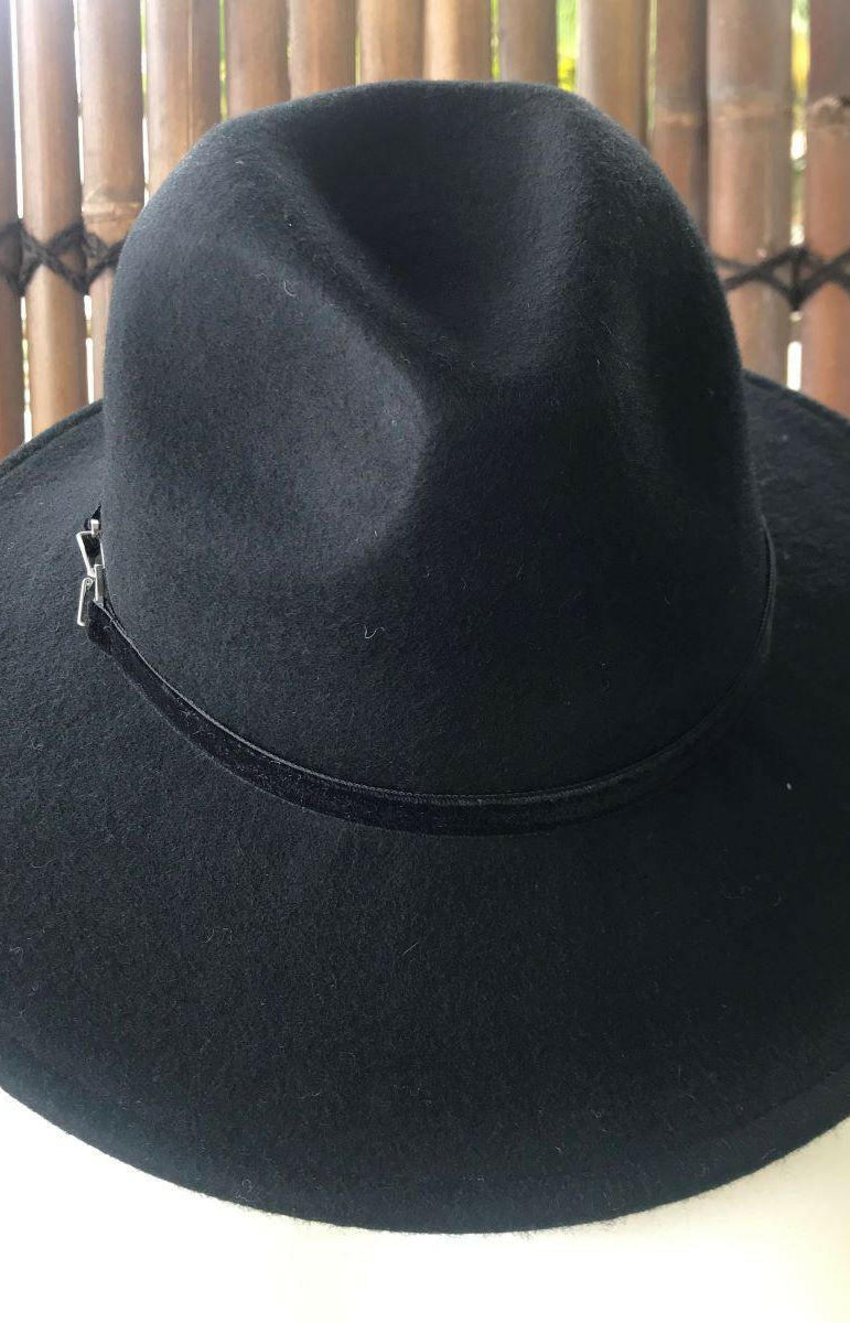 Sundaise SWH55 Rhianna Firm Edge Wool Felt Panama Hat - Black.
