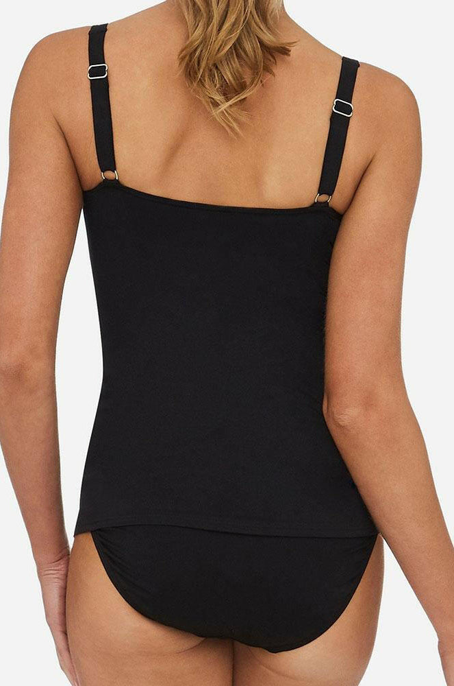 Sunseeker Basix Cross Front D Singlet.